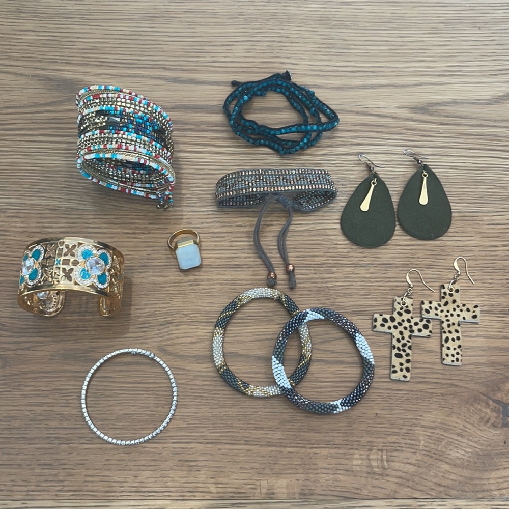 Bulk Jewelry.